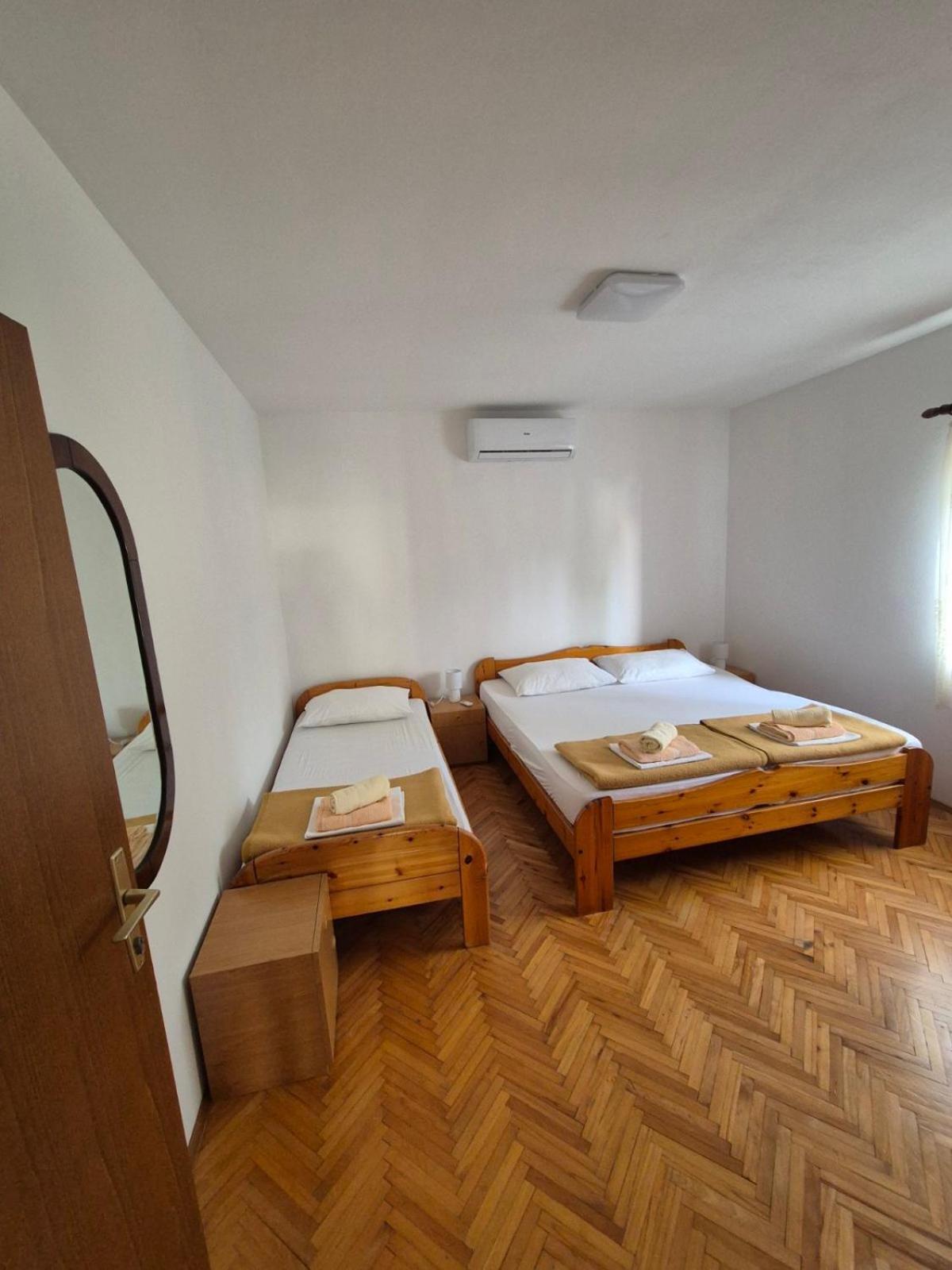 Apartmani Mazzarolli Ядраново Екстериор снимка