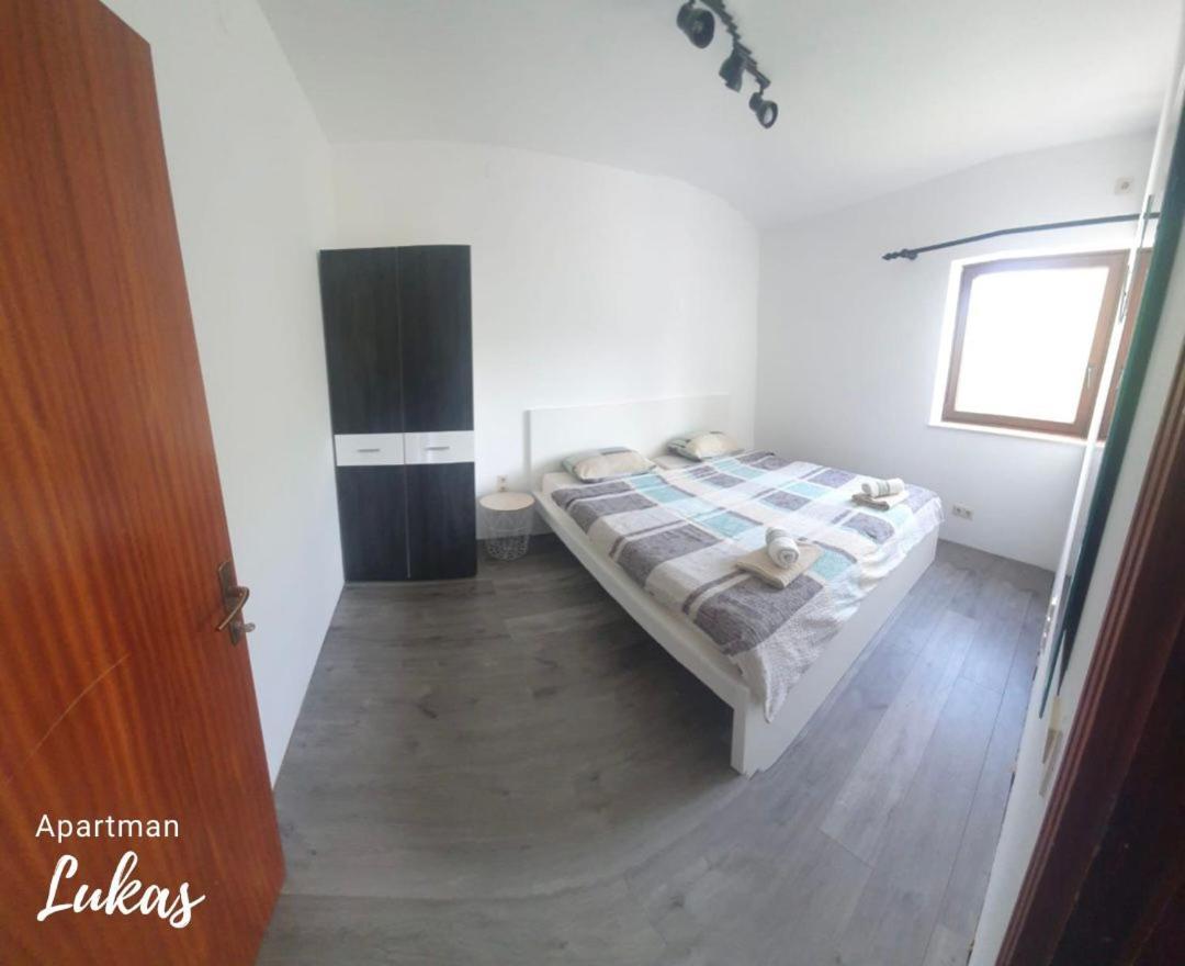 Apartmani Mazzarolli Ядраново Стая снимка